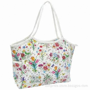 Beach Tote Bag, Measuring 33.5 x 11 x 30 cm, Made of PVC, Fashion Shoulder Handbags